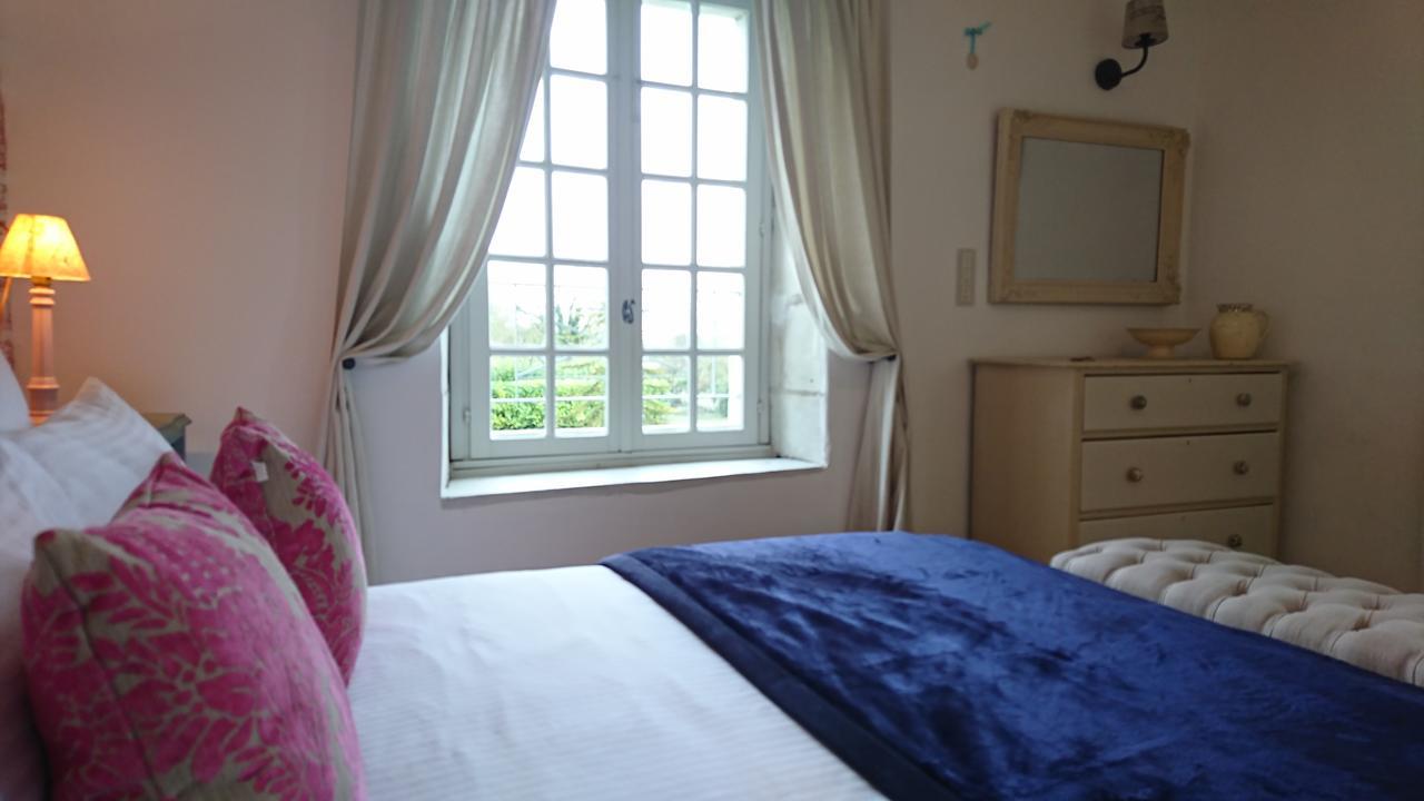 L'Olivier Villa Monts-sur-Guesnes Værelse billede
